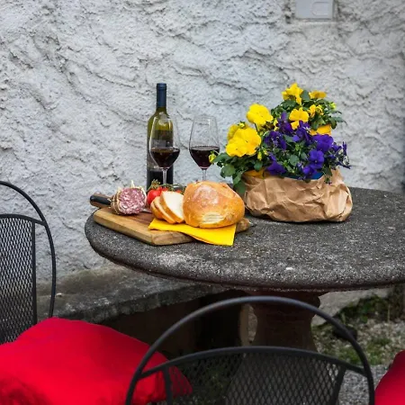 Loppia Bay View Apartament