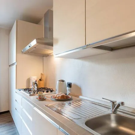 Loppia Bay View Апартаменты Белладжо